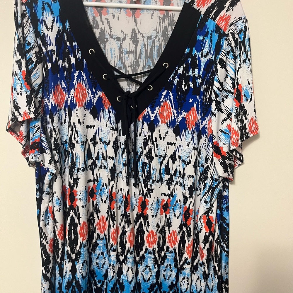 Avenue Lace-Up V-Neck Tunic Top - Blue/Red/Black/White